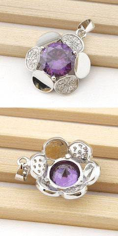 純銀花瓣吊墜 韓國飾品批發(fā)的精致之選